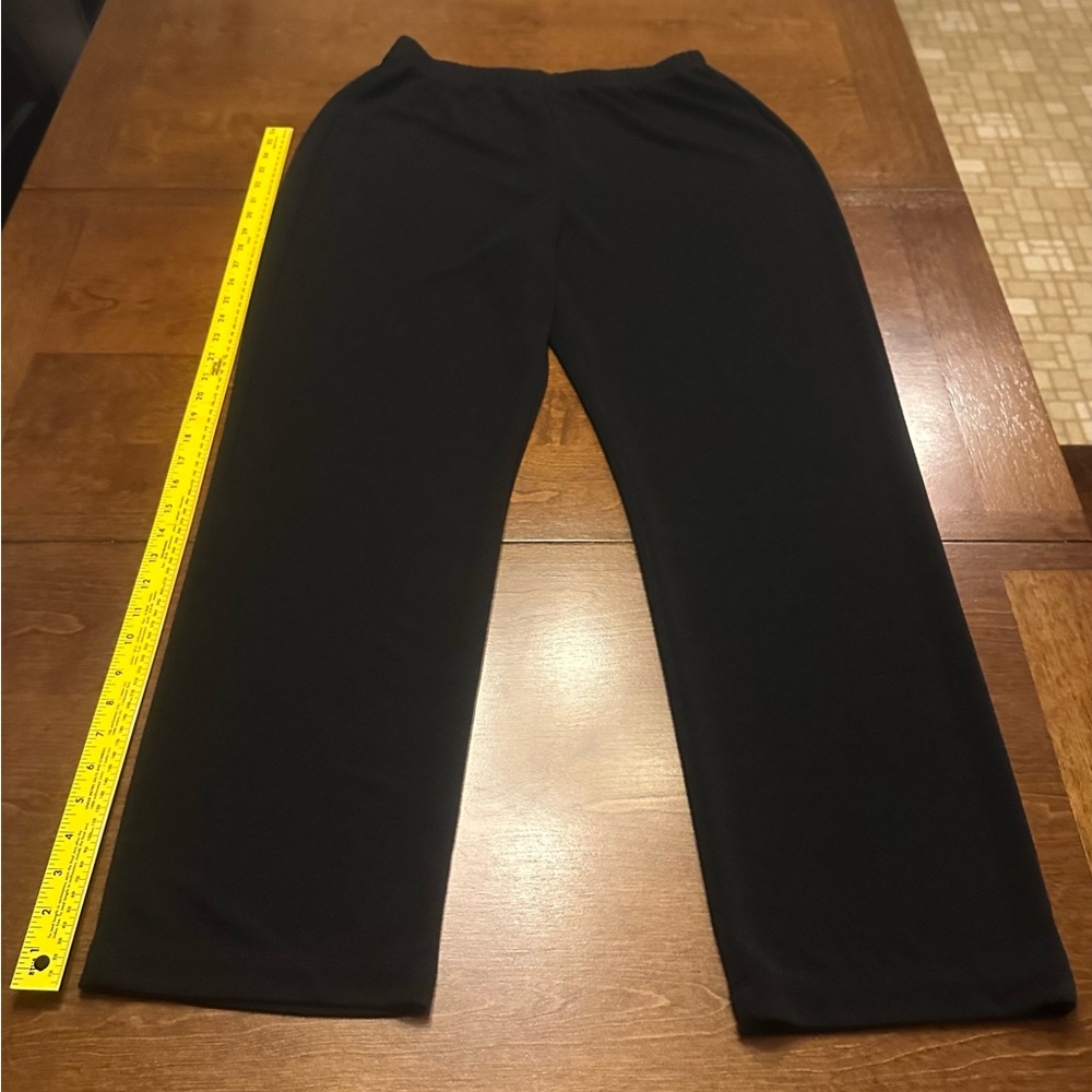 Chico's Easywear Black Trousers Size 2R = US12/L